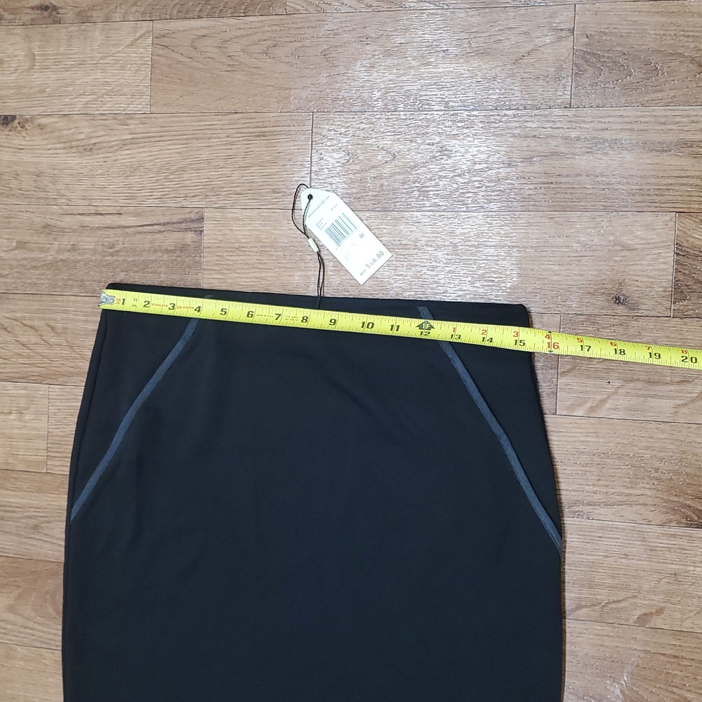 Sophie Max Black Skirt with Gray Details - Picture 4 of 7